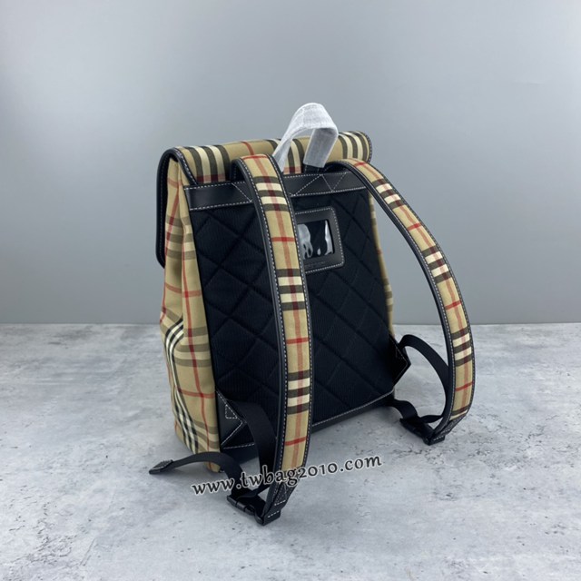 Burberry專門店新款後背書包 巴寶莉格紋棉質男士雙肩背包 yxb1333